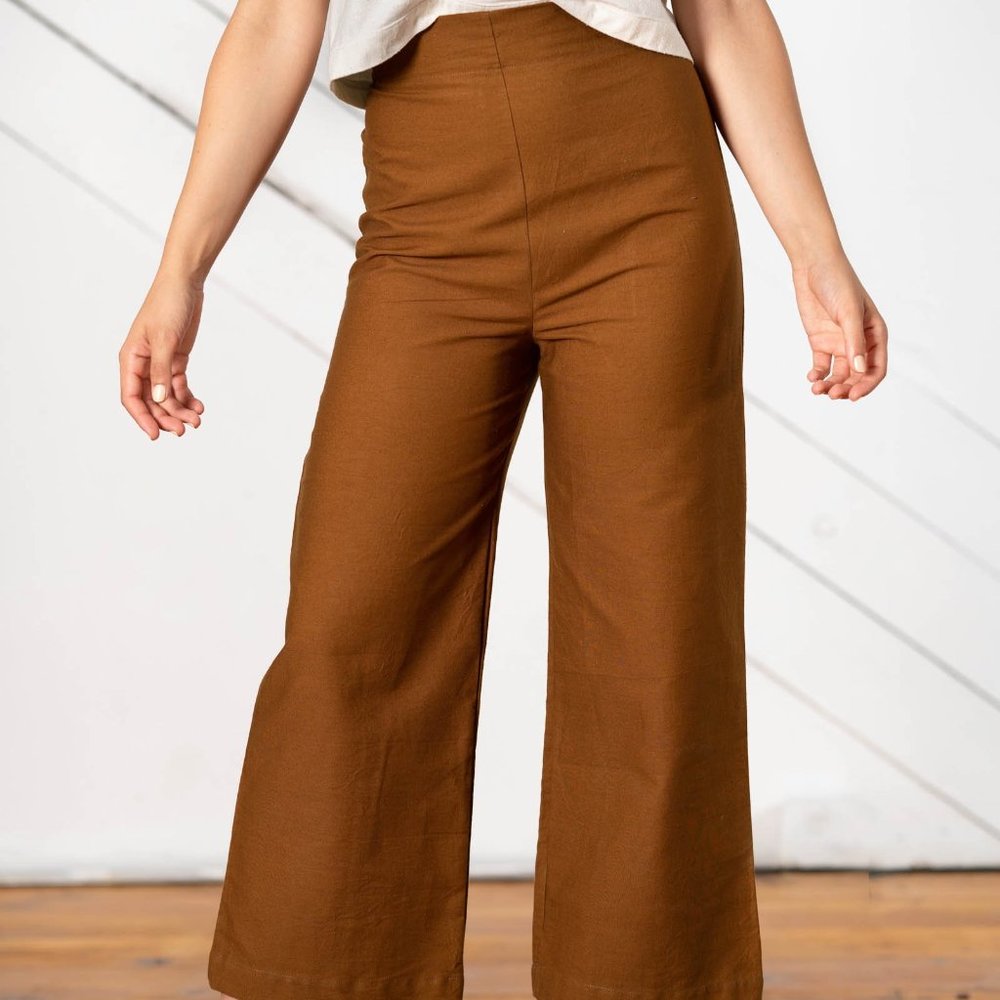 Only Child Dune Pants in Burnt Orange (Size 8R)